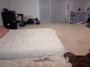 kendallmonroee's chat room