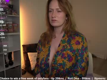 laylas_universe's chat room