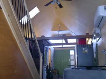 kimberlyfaysantana's chat room