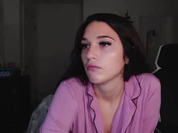 prettygirll23's chat room