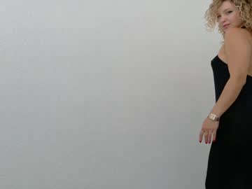 theislandgirl's chat room