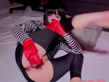 finleyfae's chat room