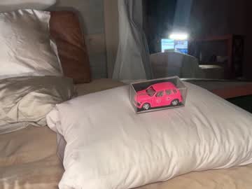 kaileeshy's chat room