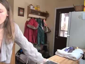 pastycakes's chat room