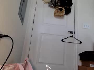 itsmealexisrae's chat room