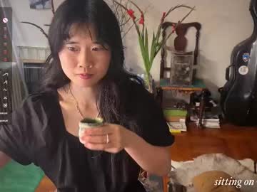 chiloschista's chat room