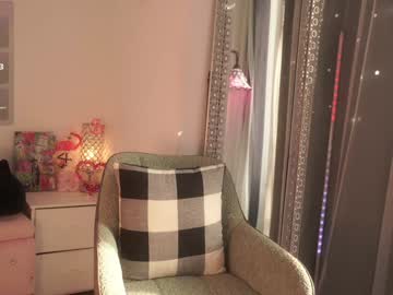 mysticxkitty's chat room