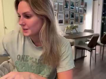 graciemae_baexx's chat room