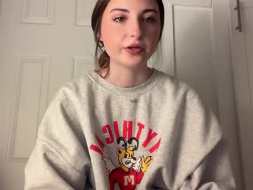 fantasyella's chat room