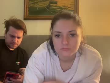 sexycouple41110's chat room