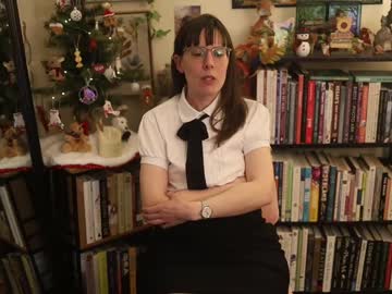 ellynaomi's chat room