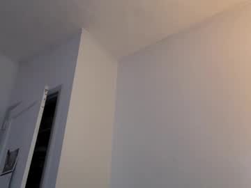 lucca250's chat room