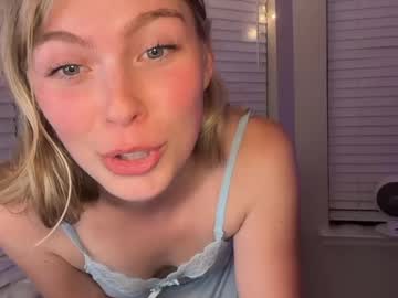 elliee81's chat room