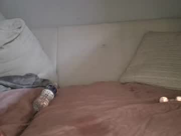 glorialove777's chat room