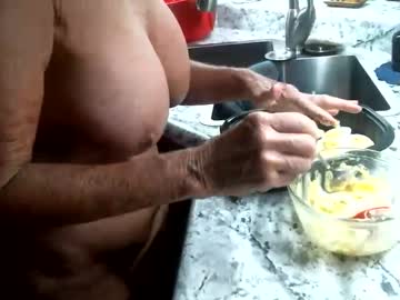 lovingcouple1969's chat room