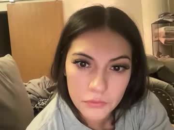 laylakitten4's chat room