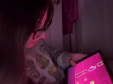 fantasyella's chat room