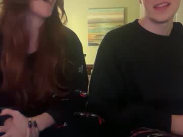 redheadandbigpeenar's chat room