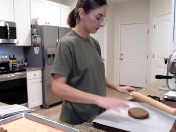 holihurricane's chat room