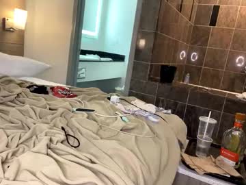 kibrombariu45's chat room