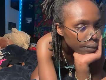 kinkycoupleinteracial's chat room