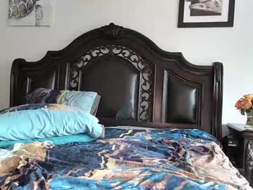 pussylix3's chat room