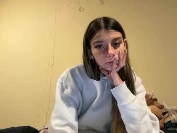 clairewalkerrr's chat room