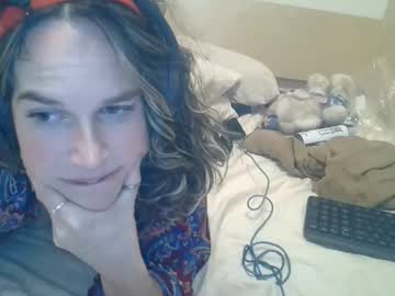 claralafontaine's chat room