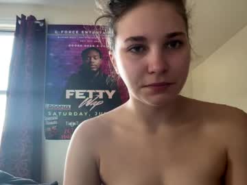 deepthroatqueen33's chat room