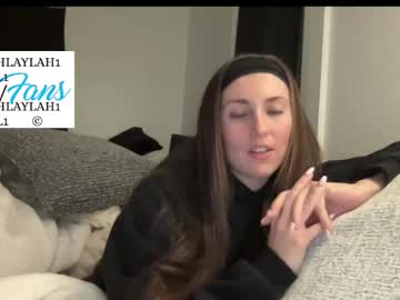 laylahlaylah1's chat room