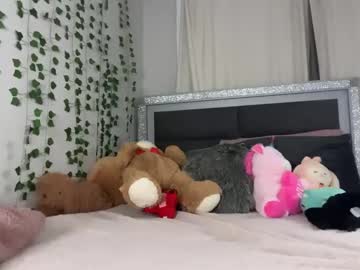 sophiasecretsx's chat room