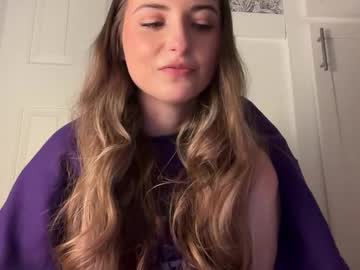 fantasyella's chat room