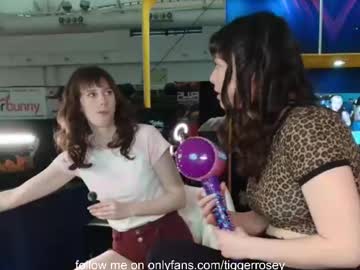 tiggerrosey's chat room