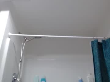 ellalowe's chat room