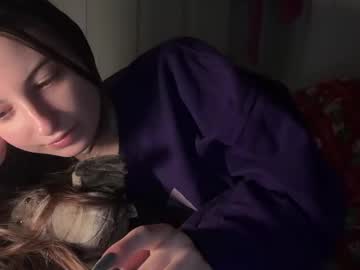 fantasyella's chat room