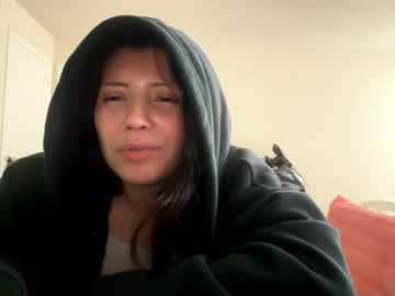 petitelatinamama's chat room