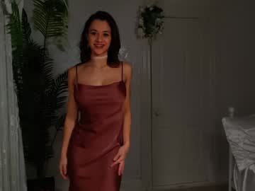 sunluscious's chat room