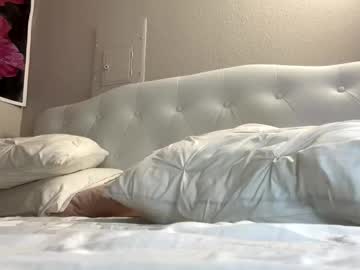 hawaiigirl_'s chat room