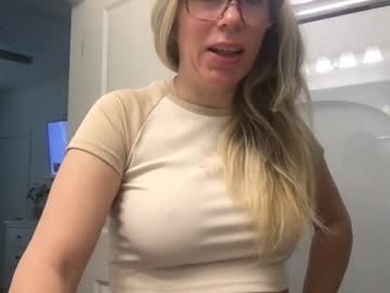 texas_blonde's chat room