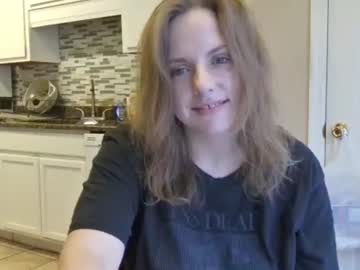 tinywithtiddies's chat room