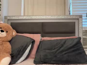 sophiasecretsx's chat room