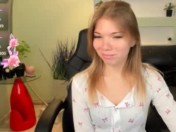 michafox's chat room