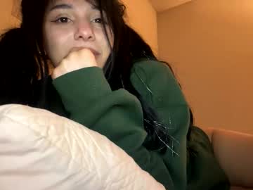 esoterickitten777's chat room