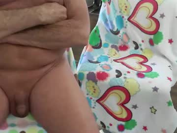 lovingcouple1969's chat room