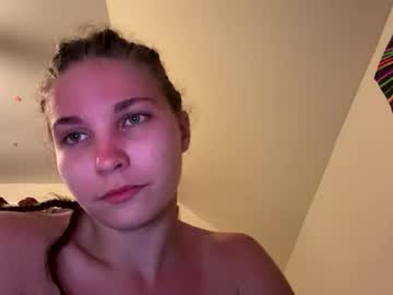 deepthroatqueen33's chat room