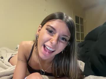 clairewalkerrr's chat room