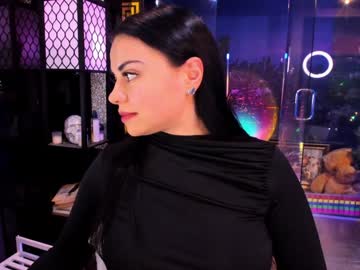 alma_pearl's chat room