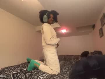 jada_valentine's chat room