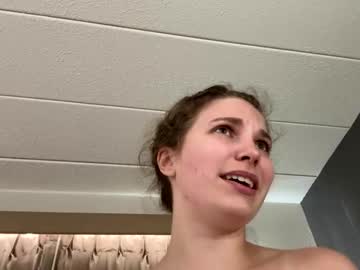 deepthroatqueen33's chat room