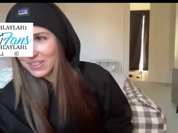 laylahlaylah1's chat room